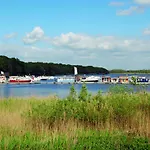Modernes Studio Nahe Mueritzsee In Buchholz Appartamento *